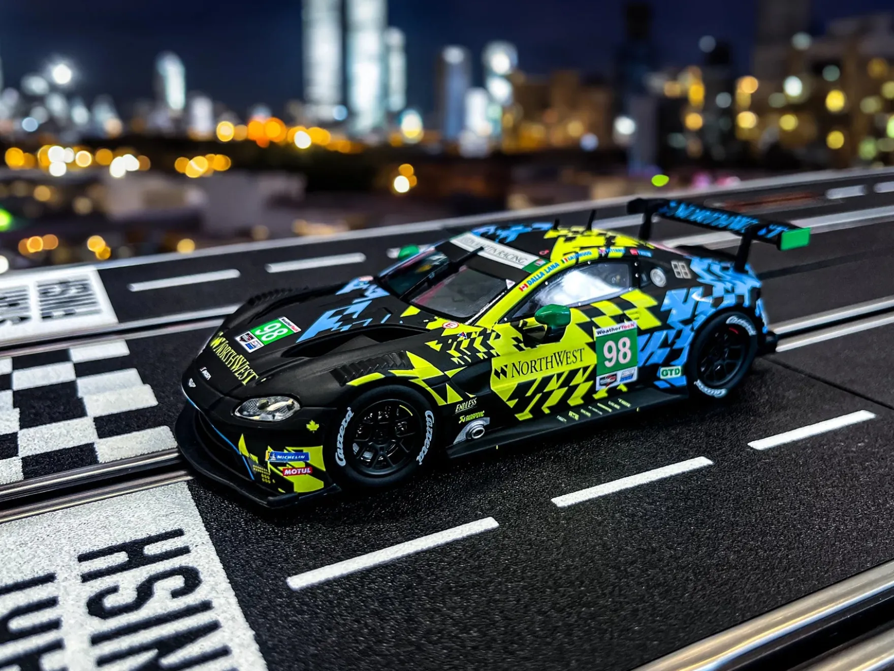 Aston-Martin Vantage GT3 "Northwest, No.98"
