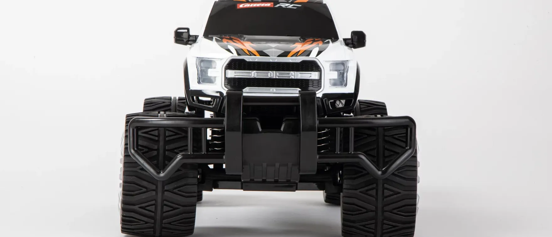 2,4GHz Ford F-150 Raptor, white