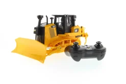 1:24 RC Cat® AT D7E Track Type Tractor