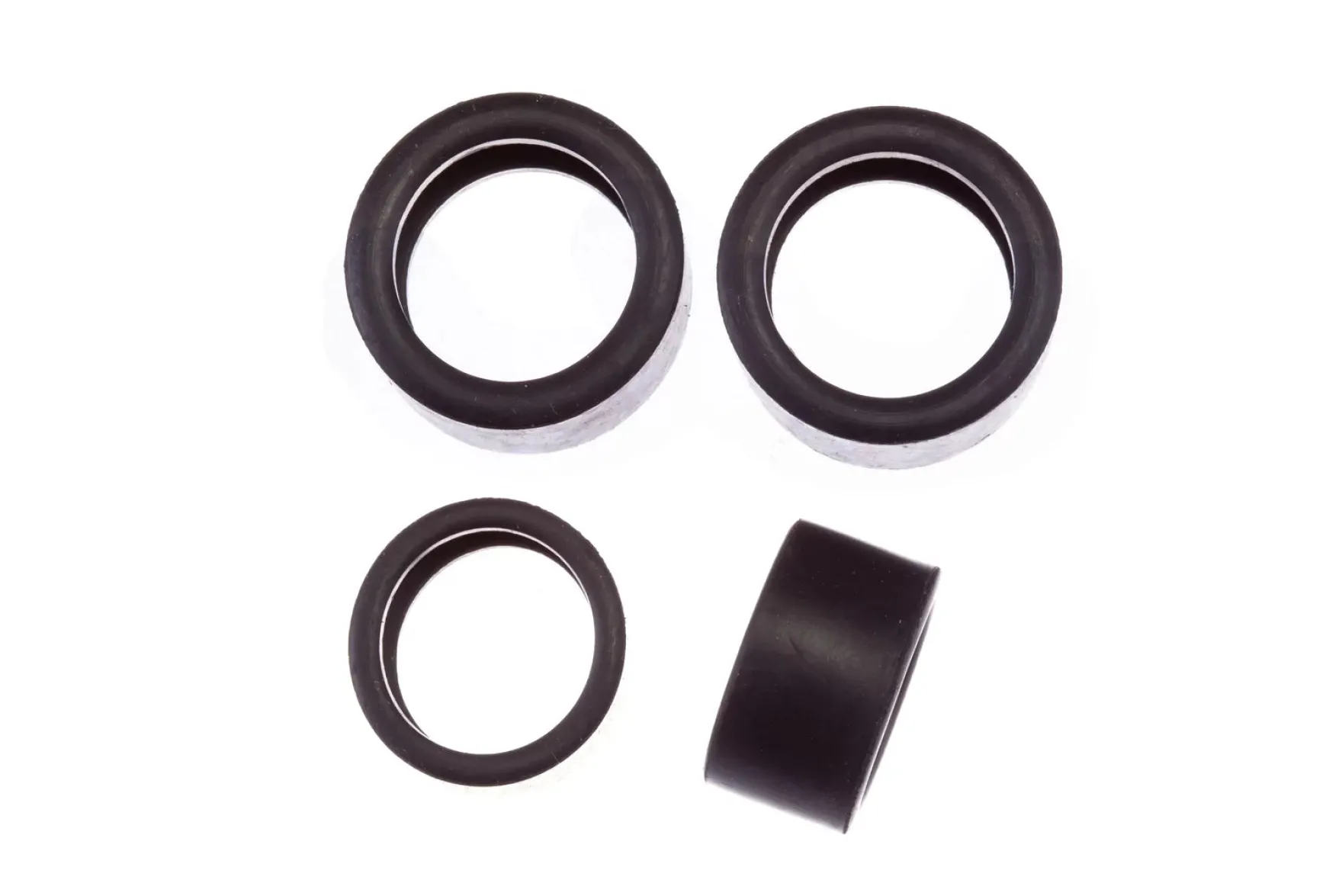 tyres for #23858, 23859, 23869, 23870, 23895, 23910, 23936, 23956, 23996